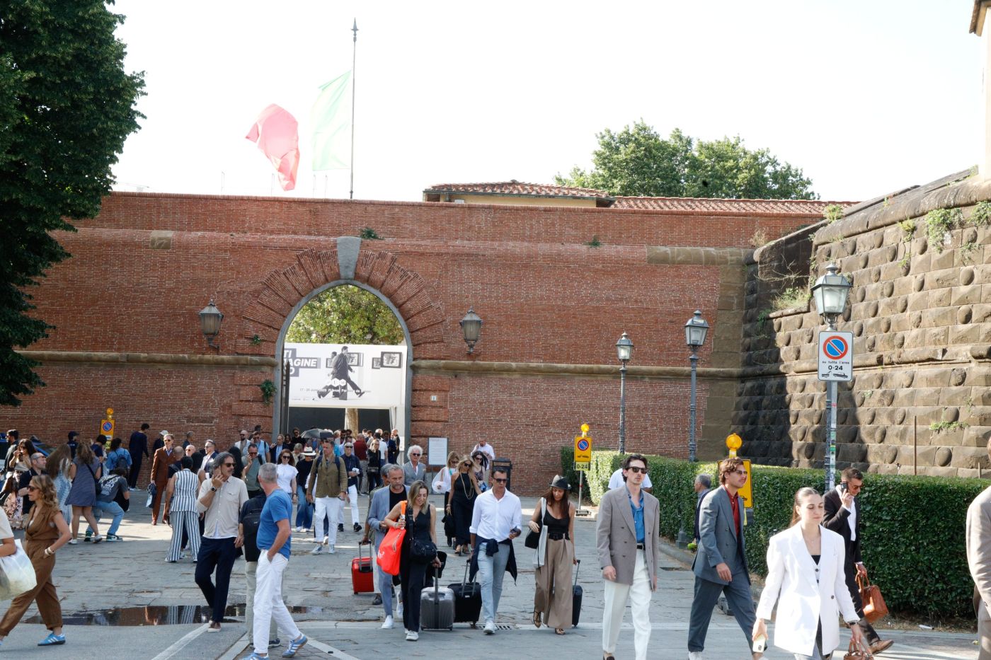 I sandali Teva portano la natura alla Manifattura Tabacchi: a Firenze debutta la partnership con Nextones